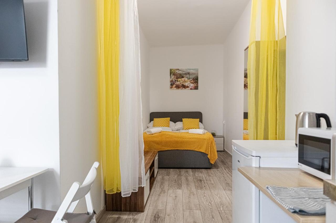 3 Standard Rooms Near Hauptbahnhof Vienna Exterior photo